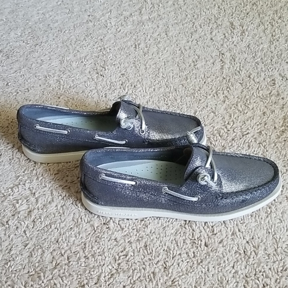 Sperry Vida Brushed Silver Metallic Boat Shoes - Picture 12 of 15